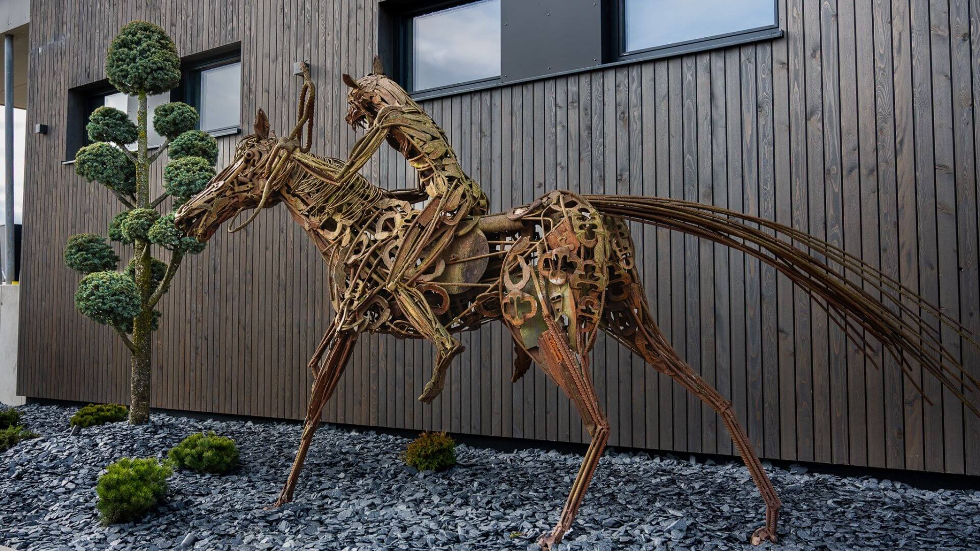 IKUNA Naturresort Gartengestaltung Eingang-2